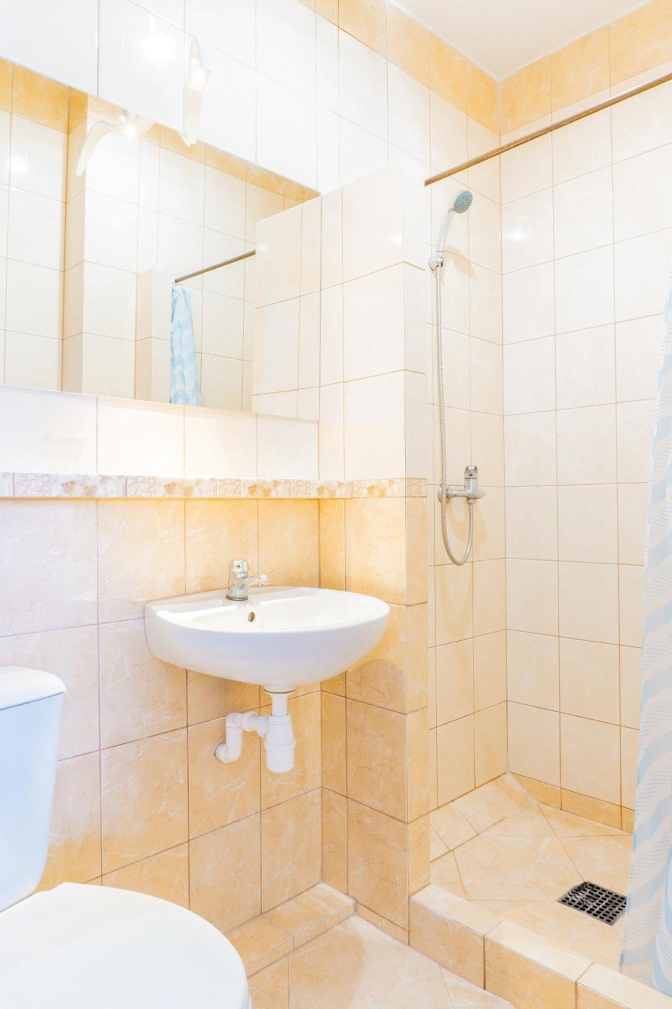 Pokoje Goscinne Raf-Tur - Sala Zabaw, Grill - Idealny Dla Rodzin Z Dziecmi Ostrowo  Ngoại thất bức ảnh