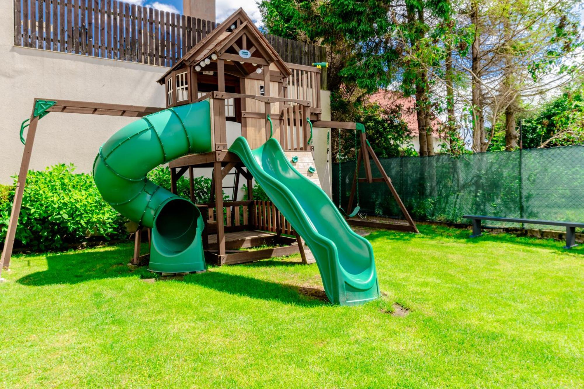 Pokoje Goscinne Raf-Tur - Sala Zabaw, Grill - Idealny Dla Rodzin Z Dziecmi Ostrowo  Ngoại thất bức ảnh